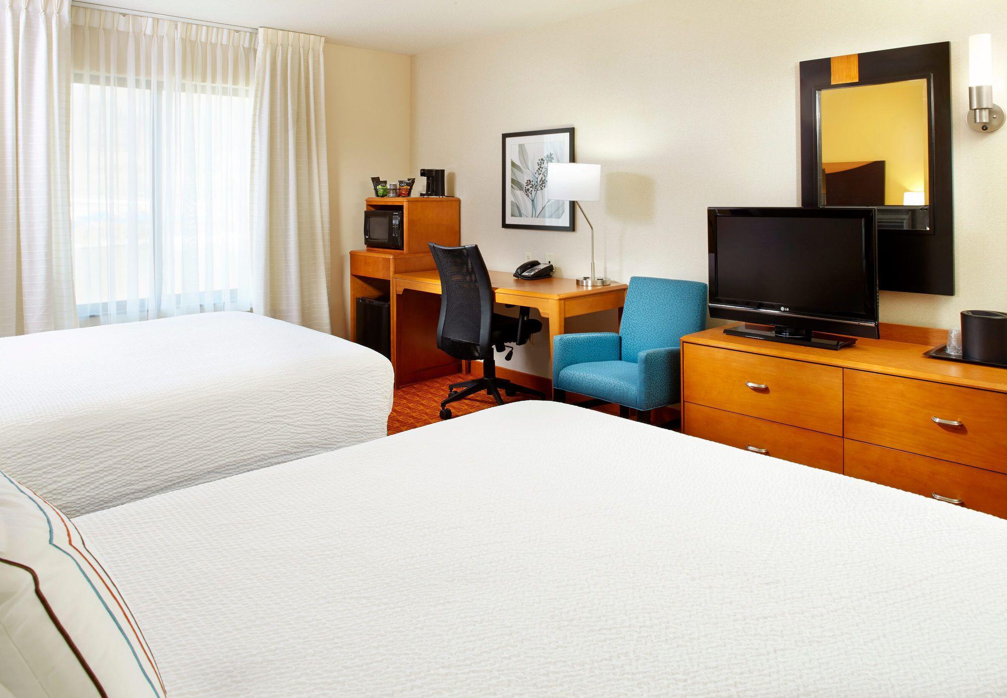 Fairfield Inn & Suites Pittsburgh Neville Island Robinson Township Buitenkant foto